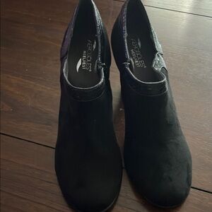 AEROSOLES Black Heeled Boots